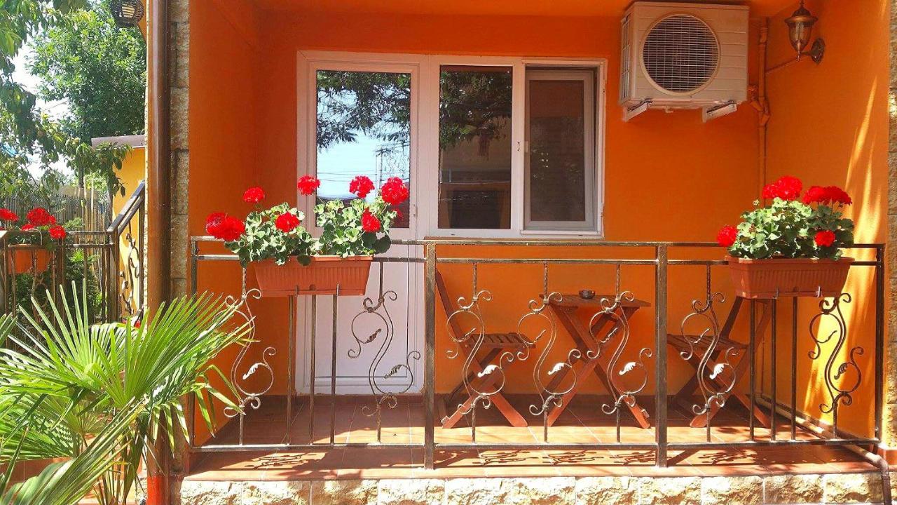 Vila Floarea Etiquette Costinesti Bagian luar foto