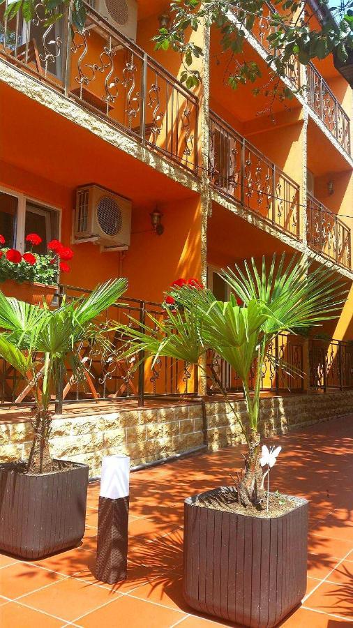 Vila Floarea Etiquette Costinesti Bagian luar foto