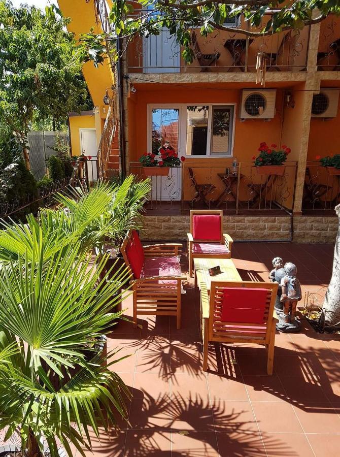 Vila Floarea Etiquette Costinesti Bagian luar foto
