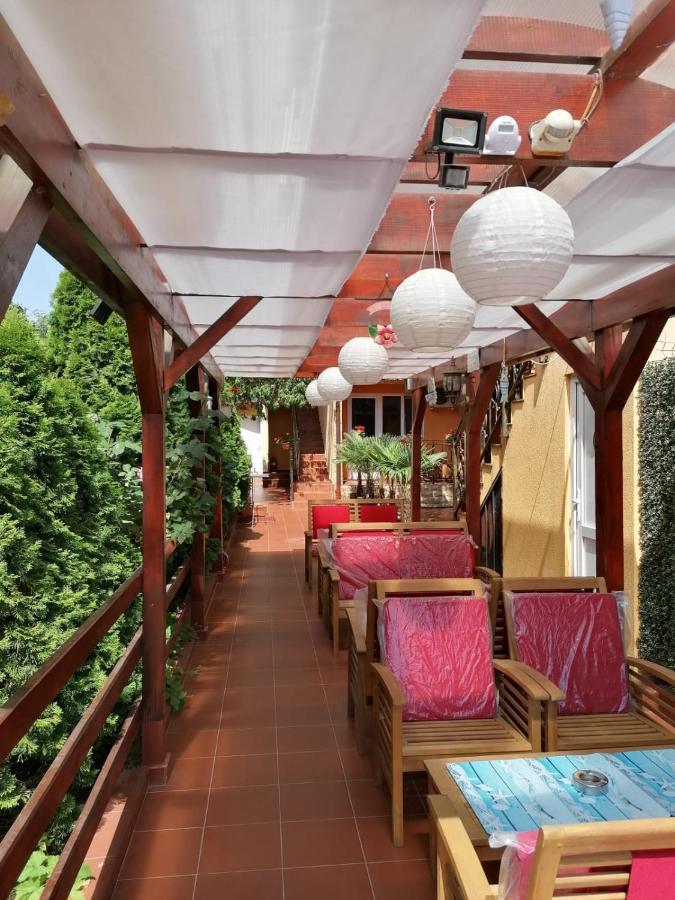 Vila Floarea Etiquette Costinesti Bagian luar foto