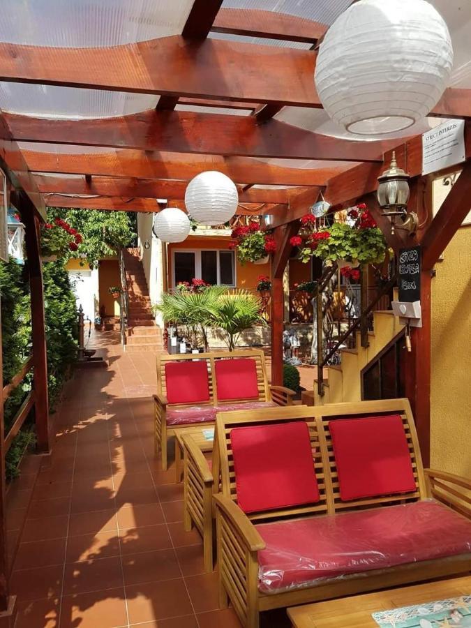 Vila Floarea Etiquette Costinesti Bagian luar foto
